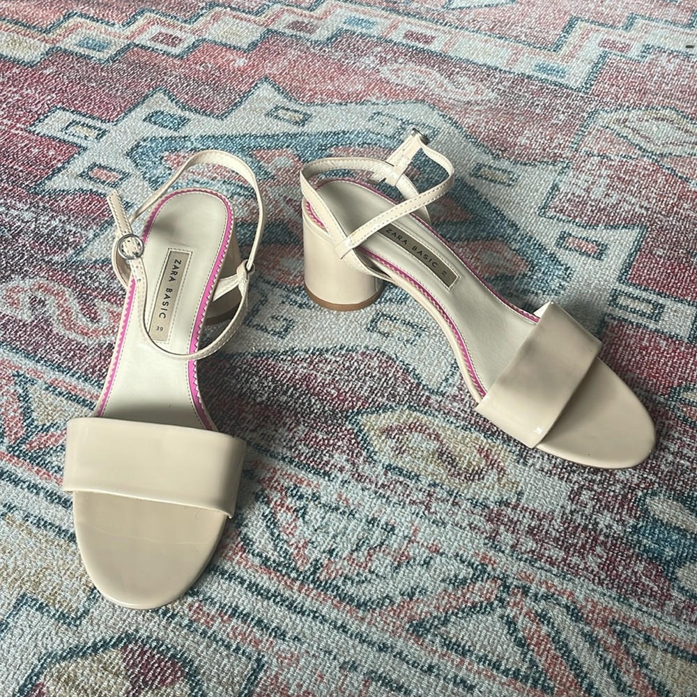 Zara Round Block Toe Heel - Patent Leather